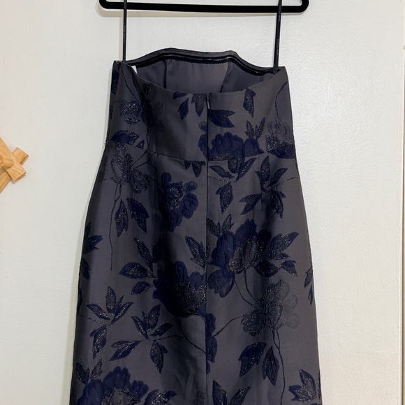 NWOT Alfred Sung Style D877NGM Floral Jacquard Strapless Sheath Gown, Size 16 - Picture 9 of 11